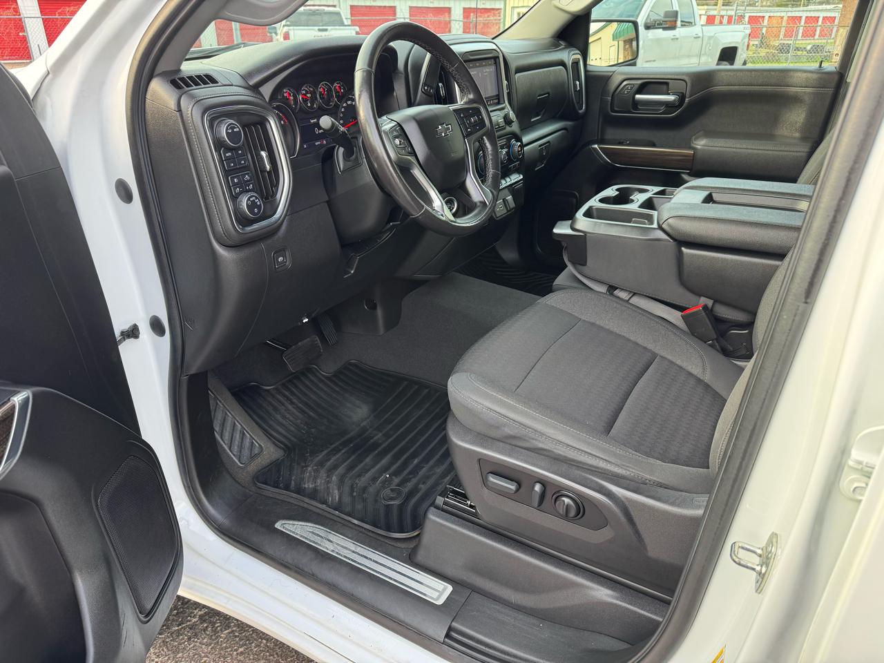 Chevrolet Silverado 1500 LTD 4WD Crew Cab 157" RST 2022