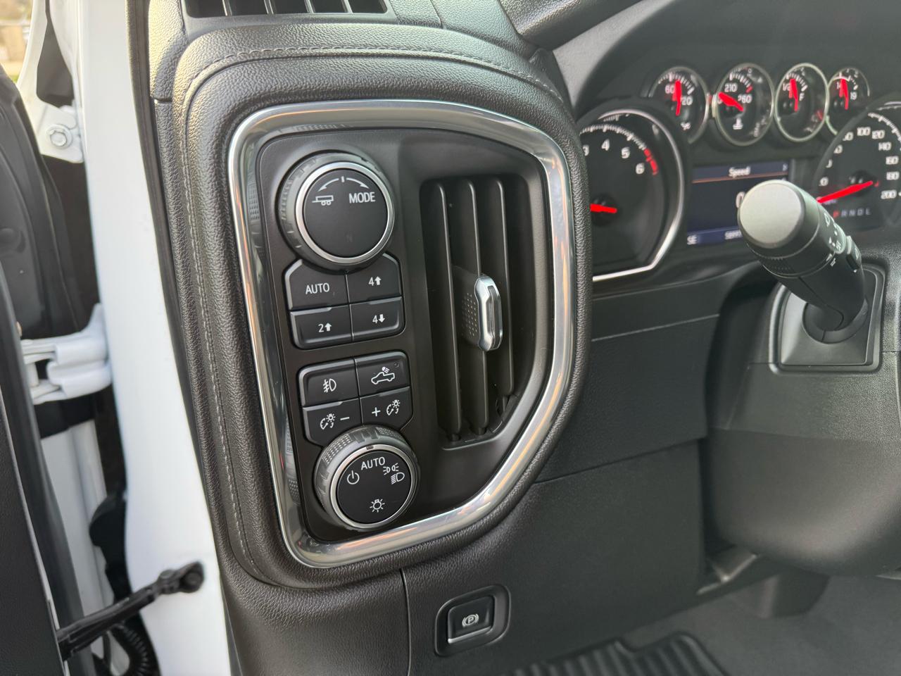 Chevrolet Silverado 1500 LTD 4WD Crew Cab 157" RST 2022