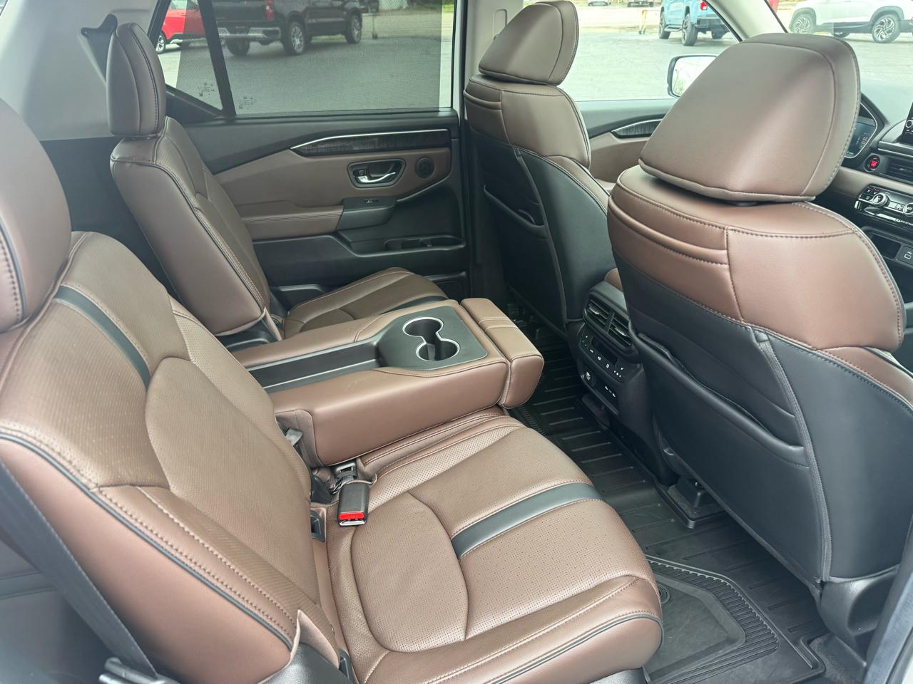 Honda Pilot Elite AWD 2025