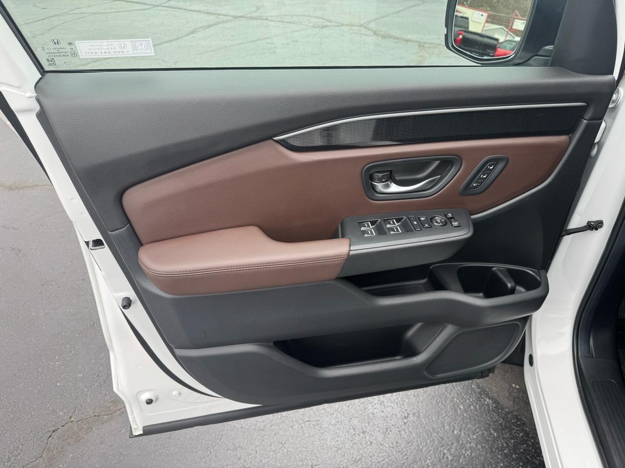 Honda Pilot Elite AWD 2025