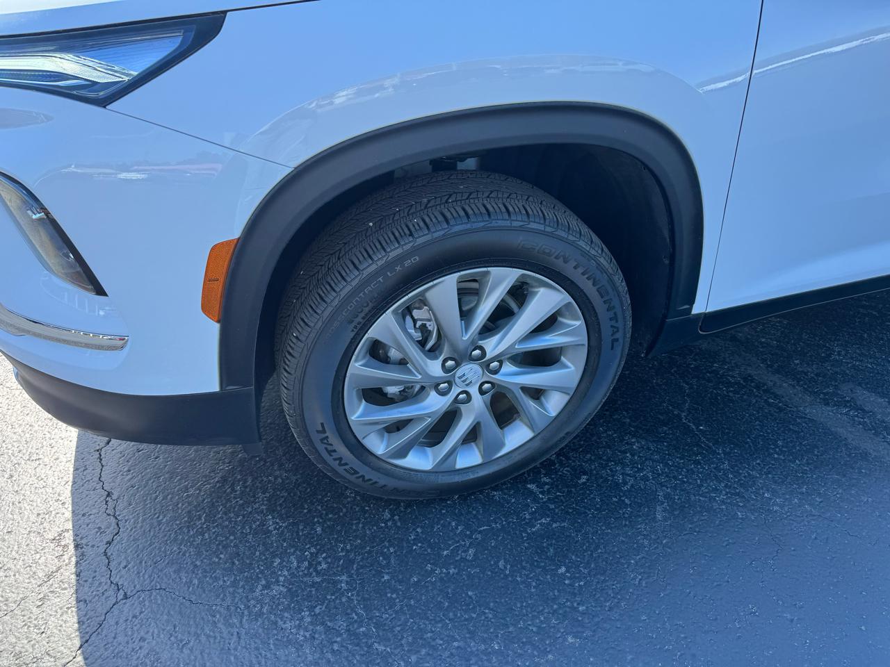 Buick Enclave 4dr Preferred 2025