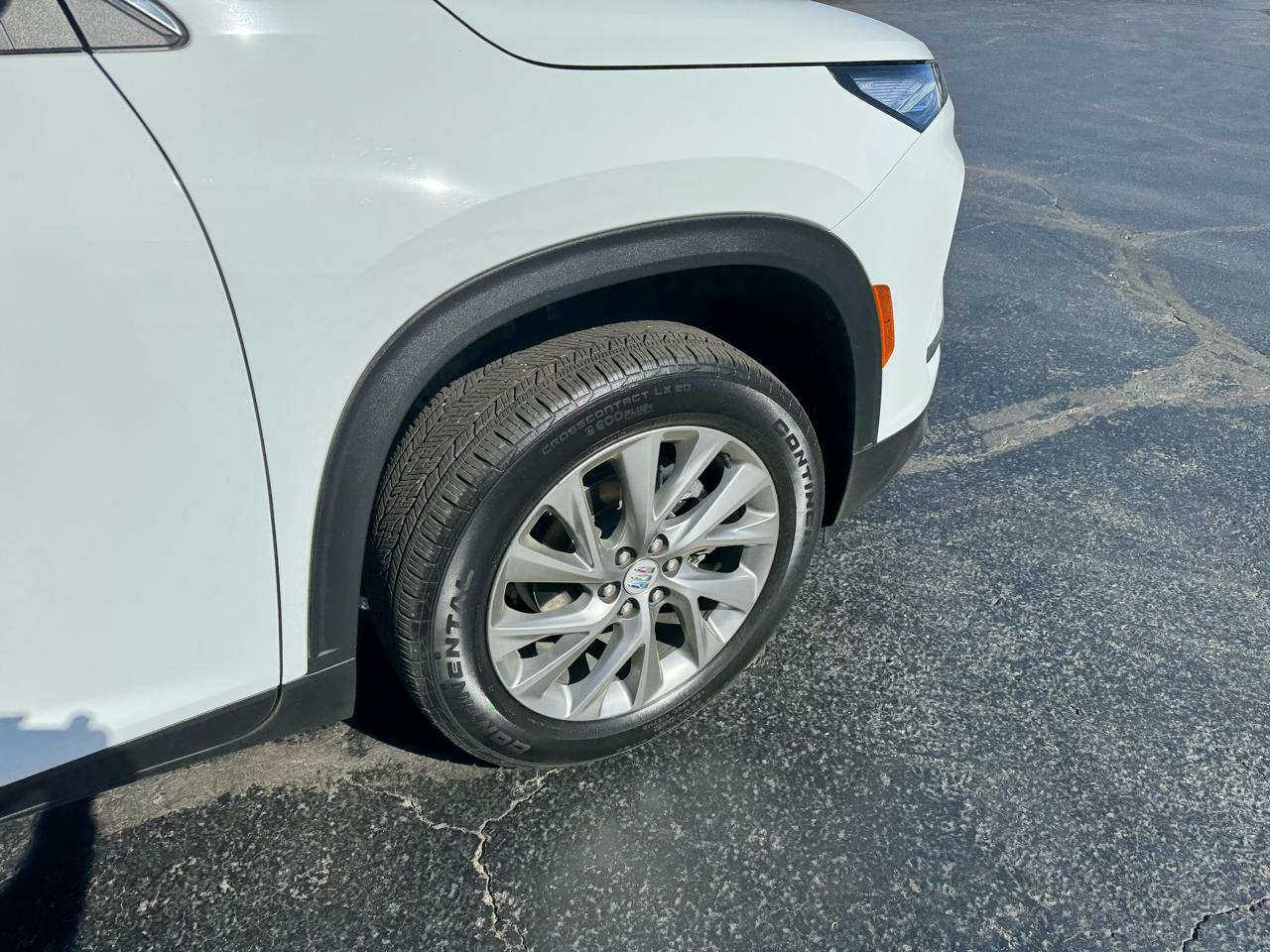 Buick Enclave 4dr Preferred 2025