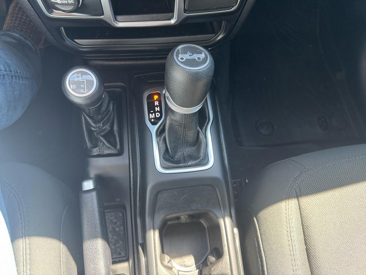 Jeep Wrangler Sport 4x4 2020