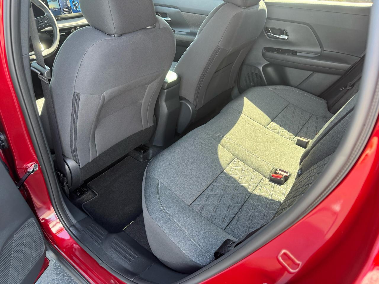 Nissan Kicks SV FWD 2026