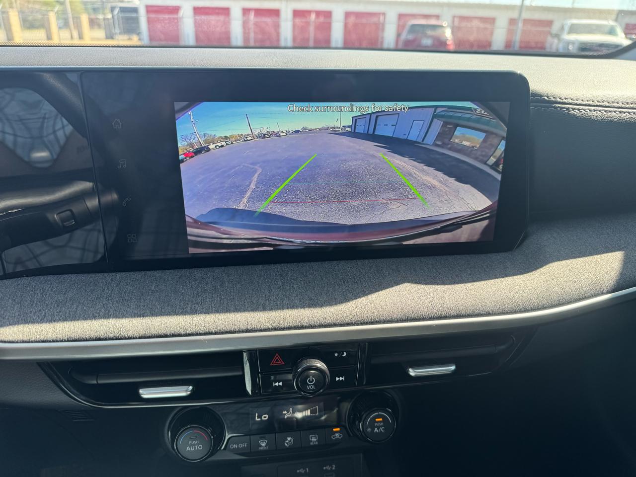 Nissan Kicks SV FWD 2026