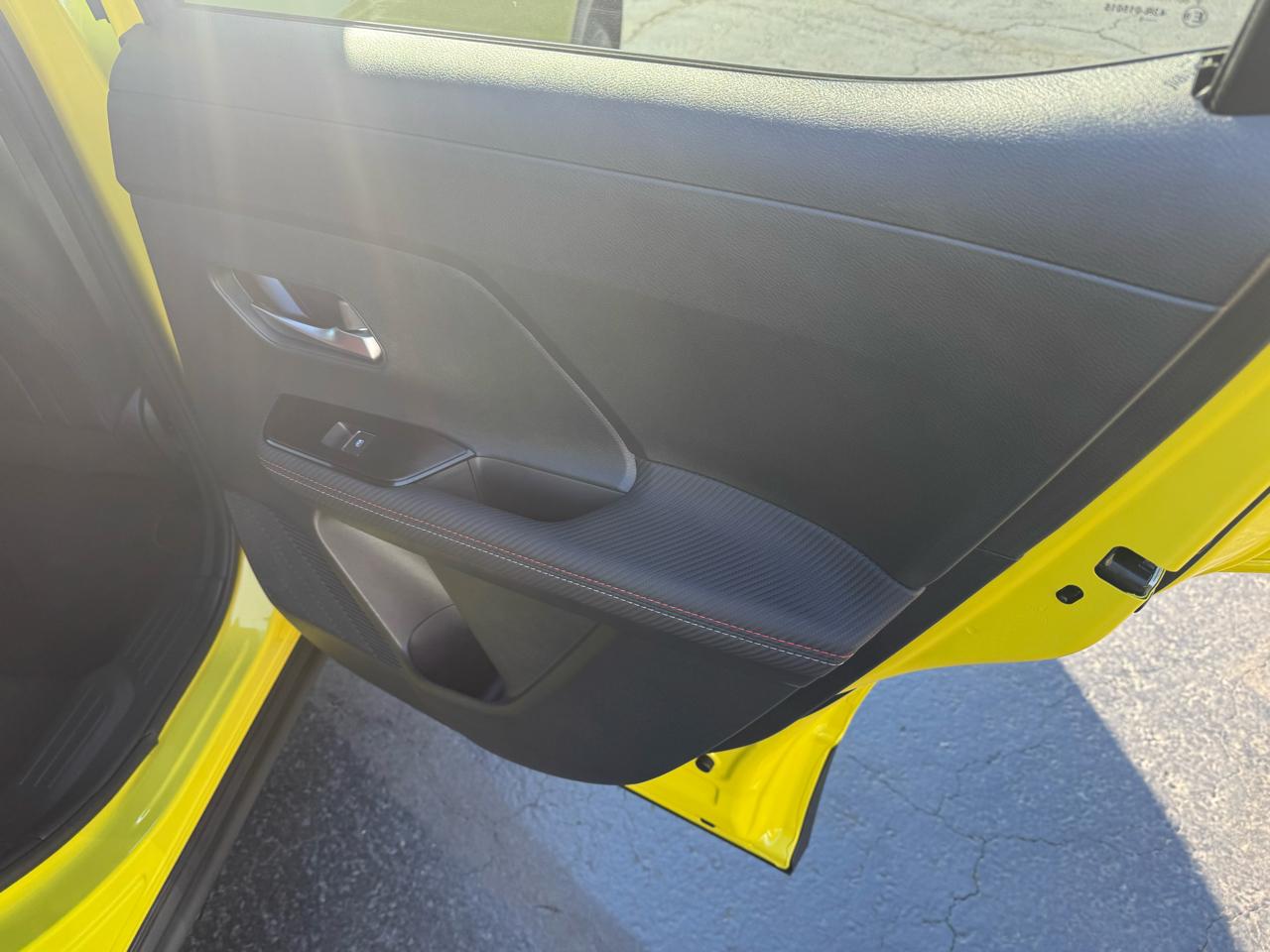 Nissan Kicks SR FWD 2025