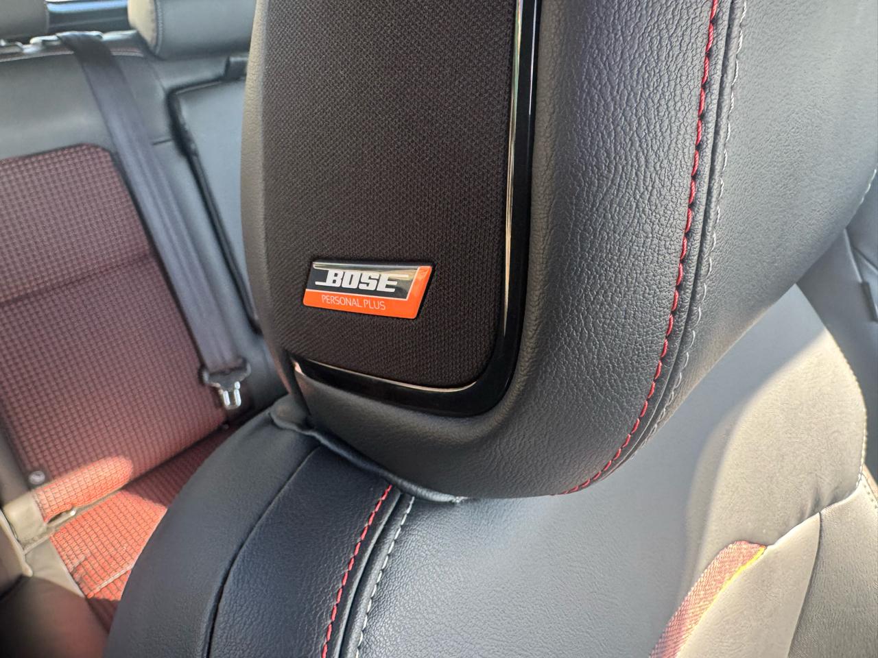 Nissan Kicks SR FWD 2025