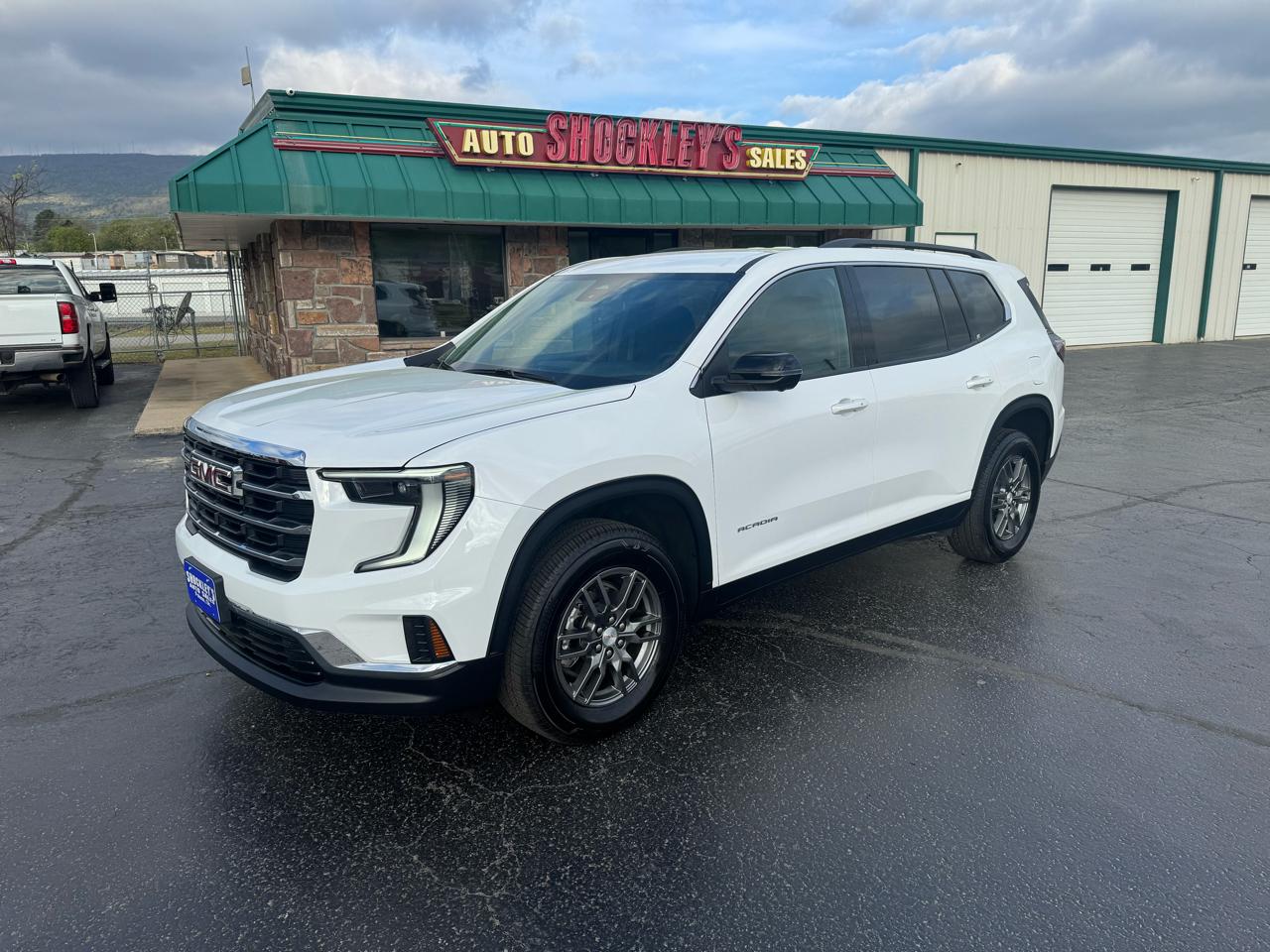 GMC Acadia FWD 4dr Elevation 2025