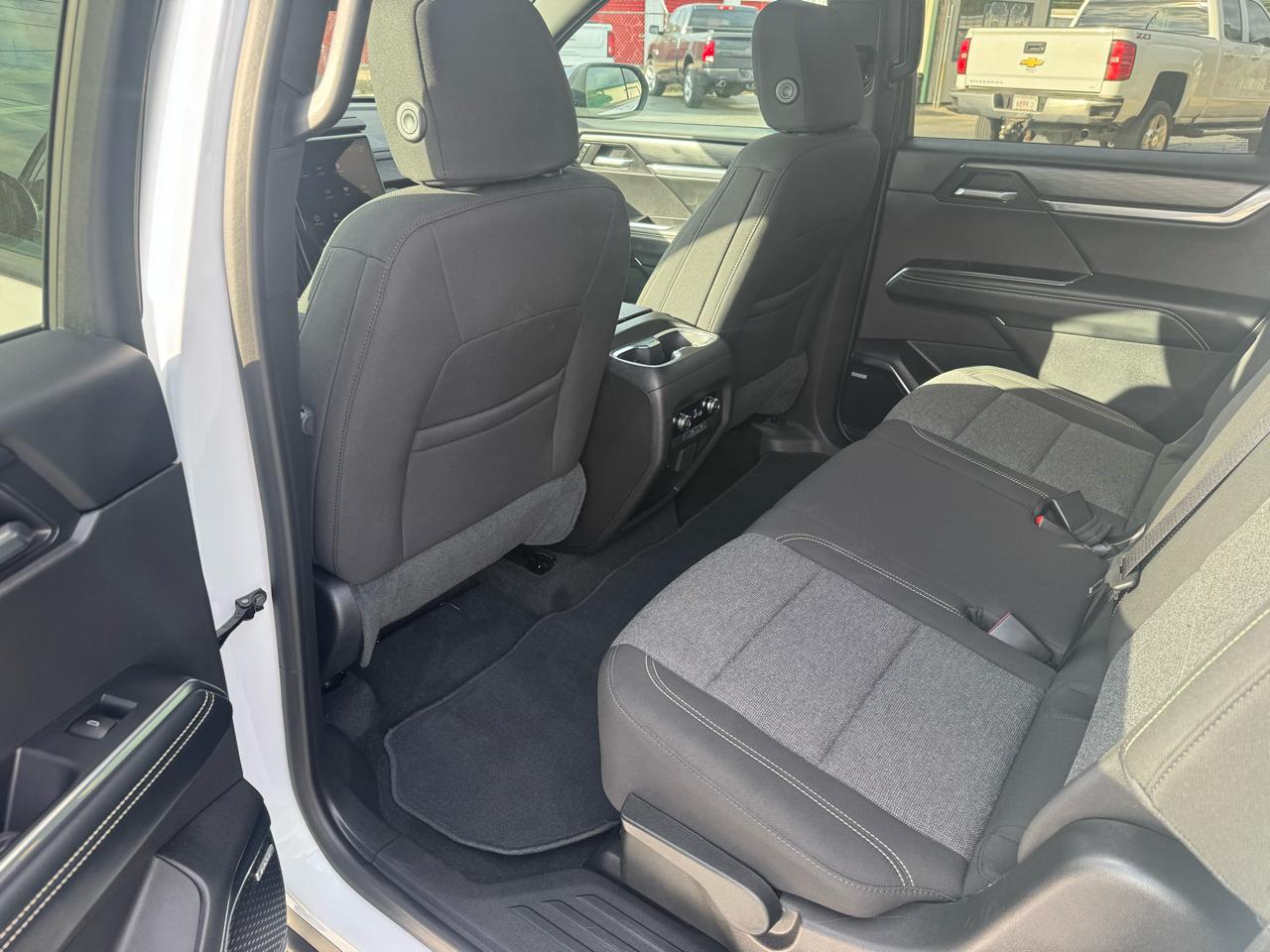 GMC Acadia FWD 4dr Elevation 2025