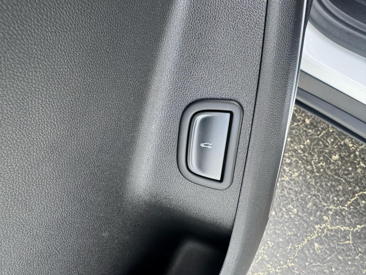 GMC Acadia FWD 4dr Elevation 2025