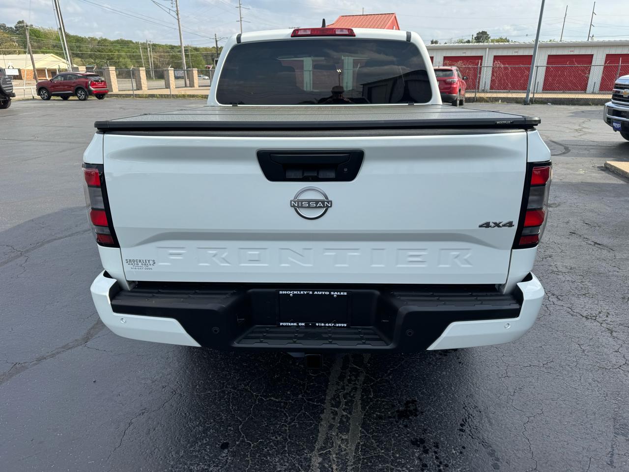 Nissan Frontier Crew Cab 4x4 SV 2025