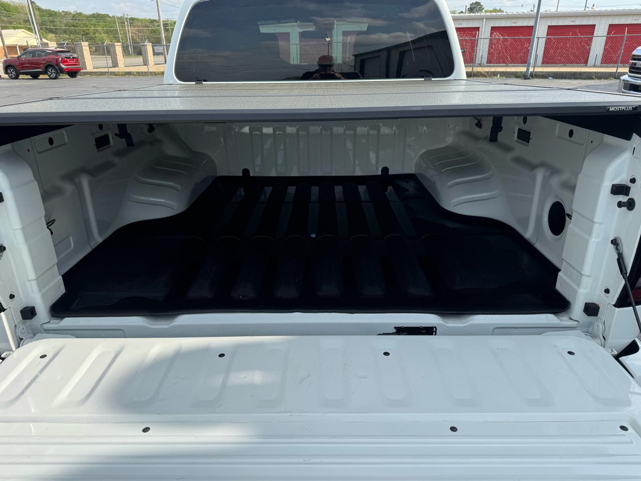 Nissan Frontier Crew Cab 4x4 SV 2025