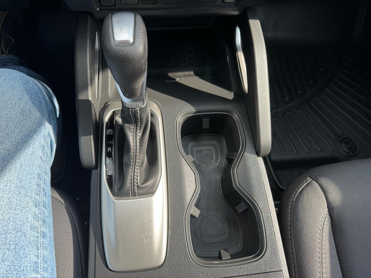 Nissan Frontier Crew Cab 4x4 SV 2025