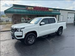 2025 Nissan Frontier 