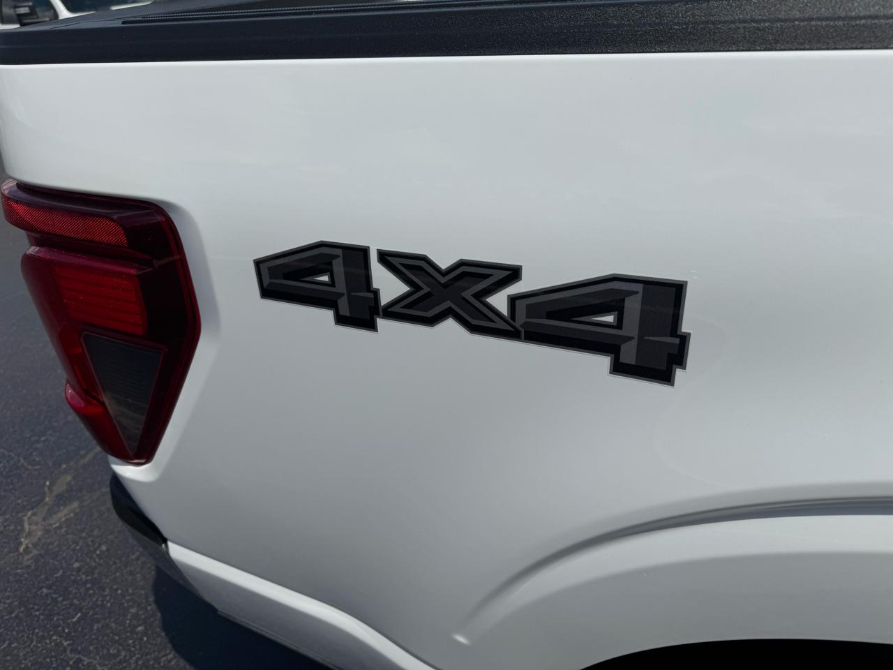 Ford F-150 XLT 4WD SuperCrew 5.5' Box 2025