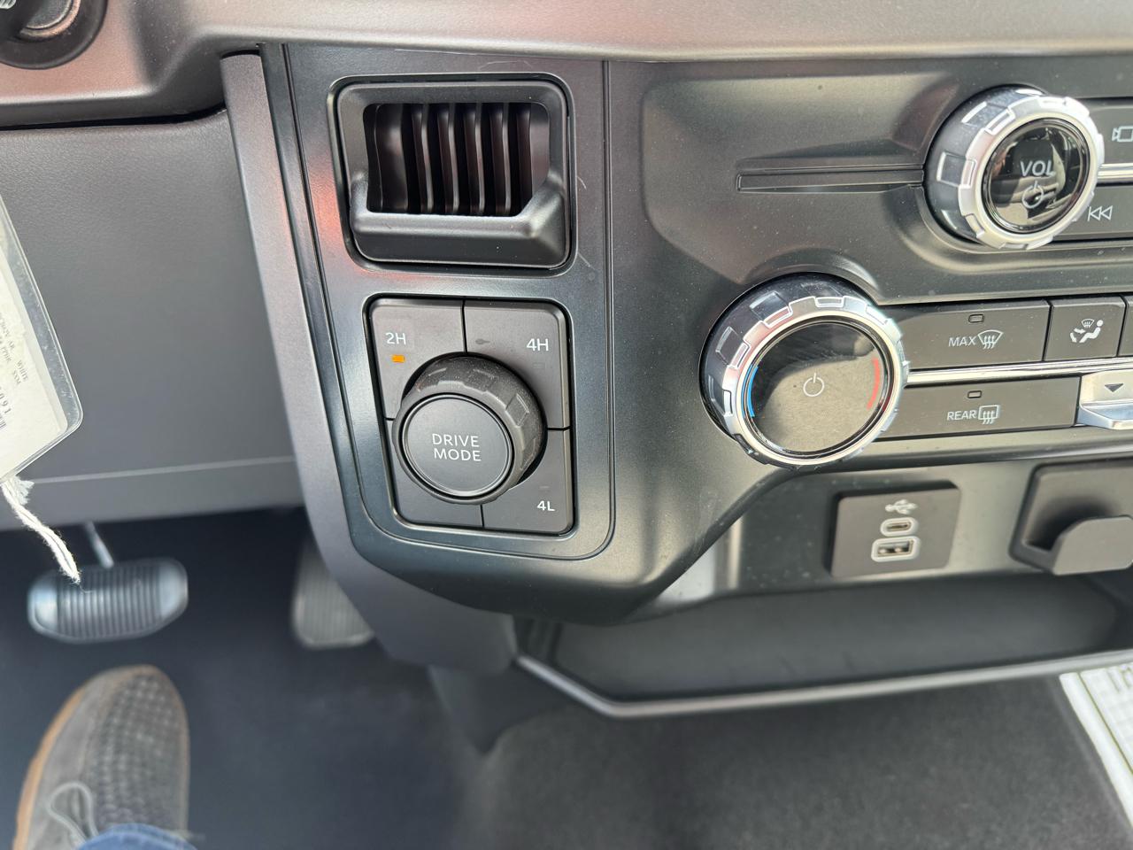 Ford F-150 XLT 4WD SuperCrew 5.5' Box 2025