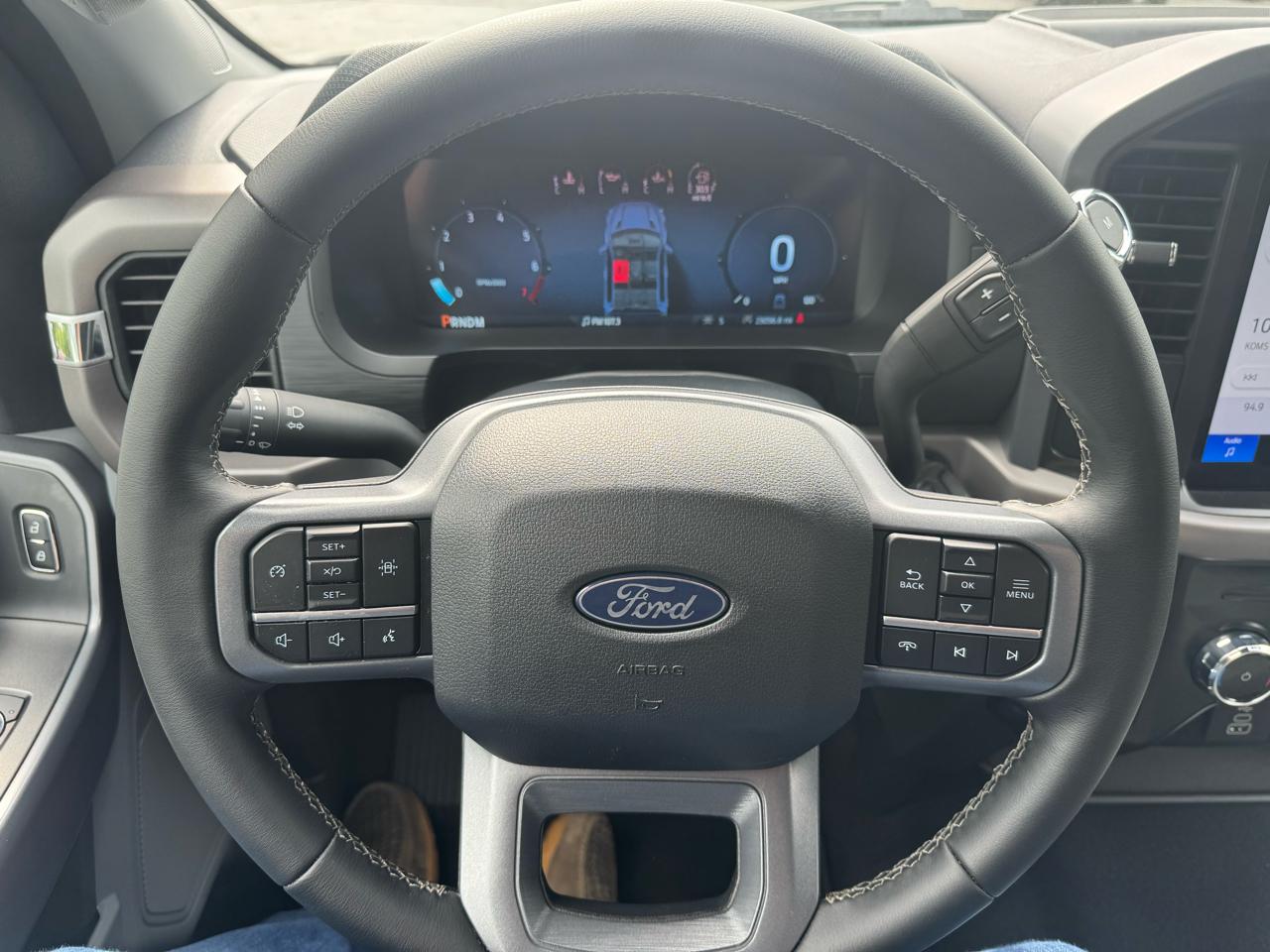 Ford F-150 XLT 4WD SuperCrew 5.5' Box 2025