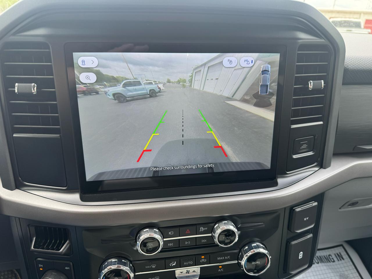 Ford F-150 XLT 4WD SuperCrew 5.5' Box 2025