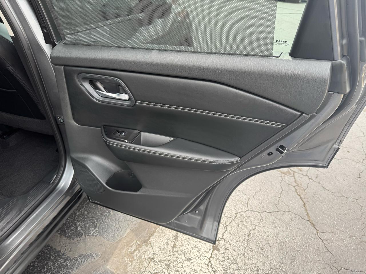 Nissan Rogue FWD SV 2024