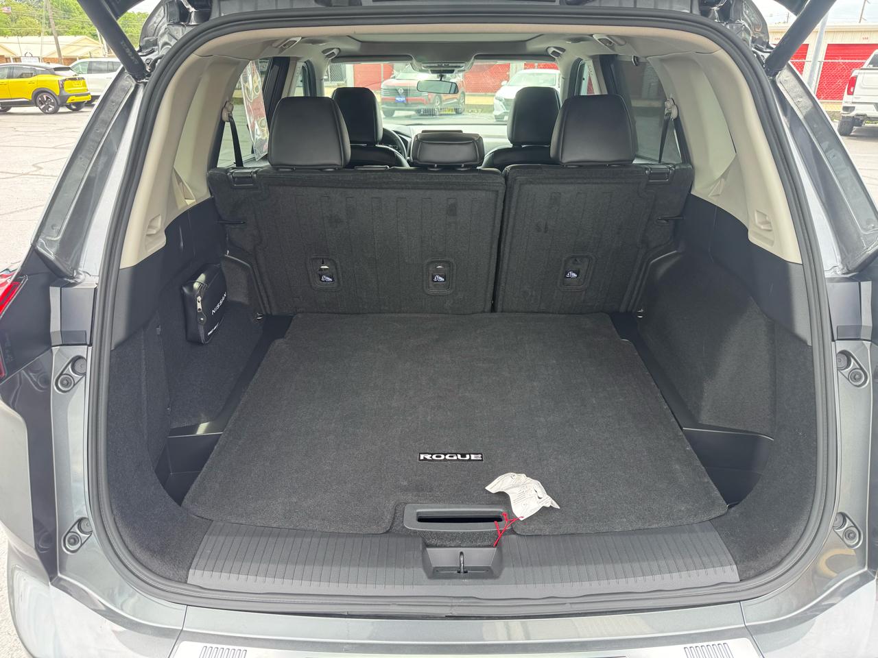 Nissan Rogue FWD SV 2024