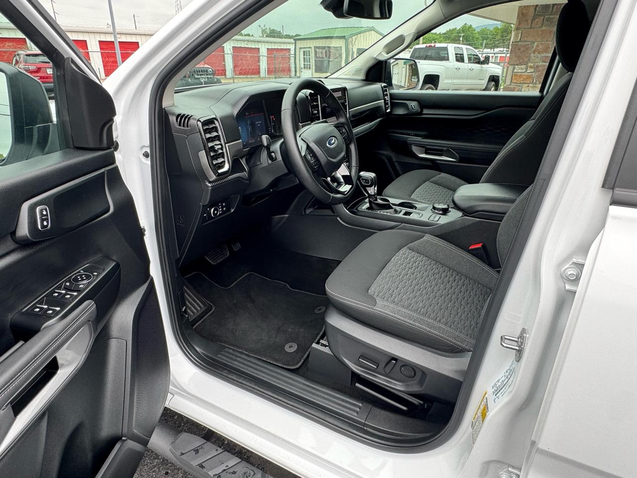 Ford Ranger XLT 4WD SuperCrew 5' Box 2025