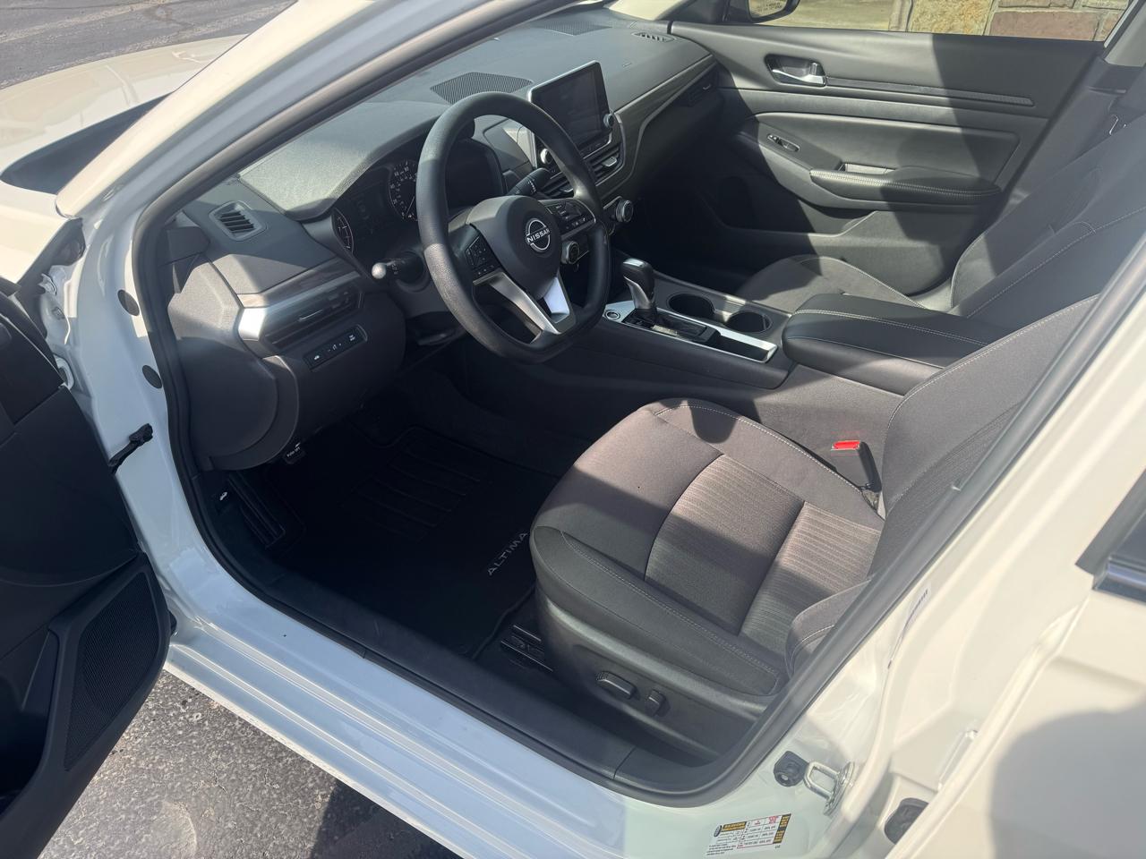 Nissan Altima SV FWD 2025