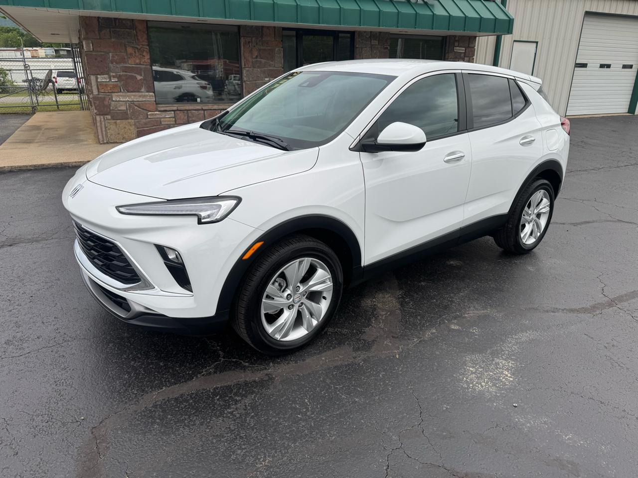 Buick Encore GX FWD 4dr Preferred 2025