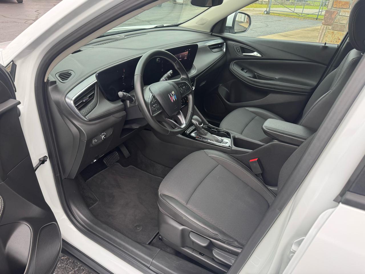 Buick Encore GX FWD 4dr Preferred 2025