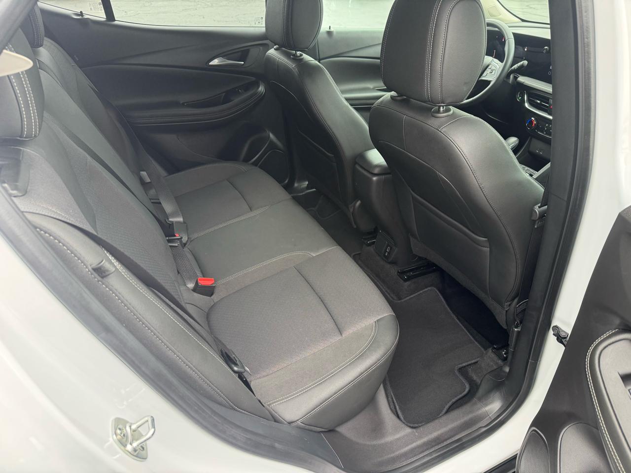 Buick Encore GX FWD 4dr Preferred 2025