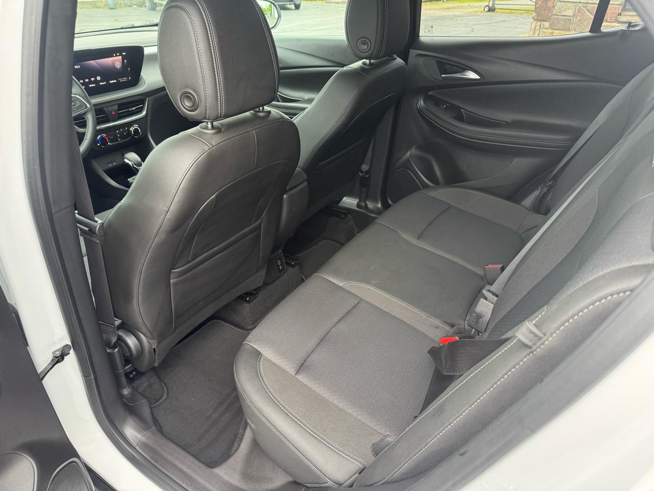 Buick Encore GX FWD 4dr Preferred 2025