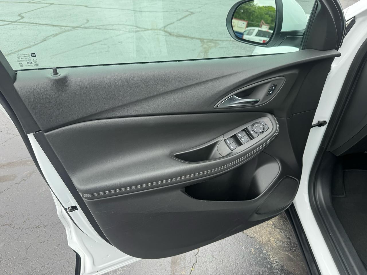 Buick Encore GX FWD 4dr Preferred 2025