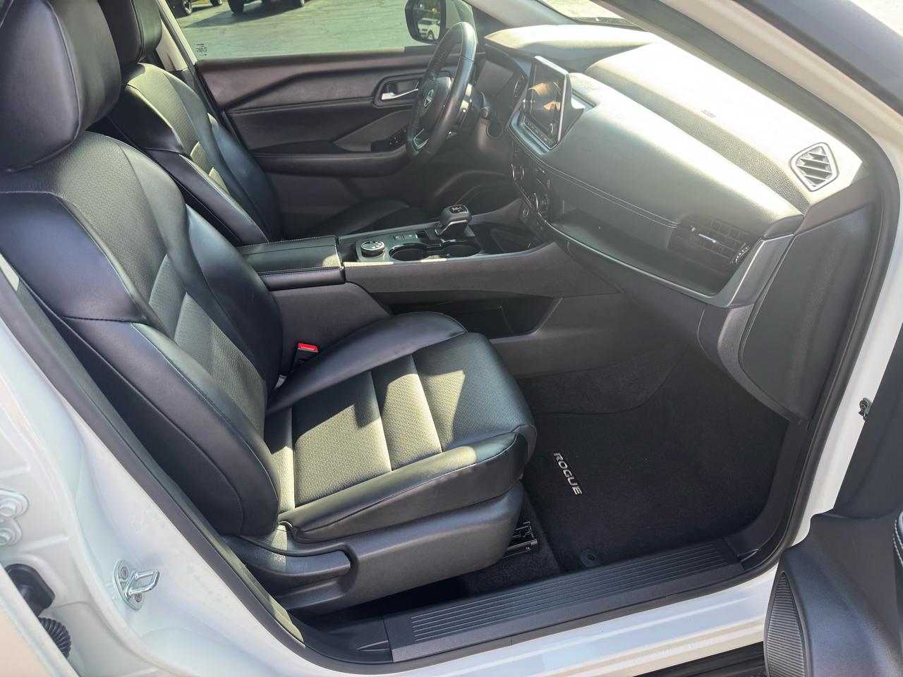 Nissan Rogue AWD SV *Ltd Avail* 2023