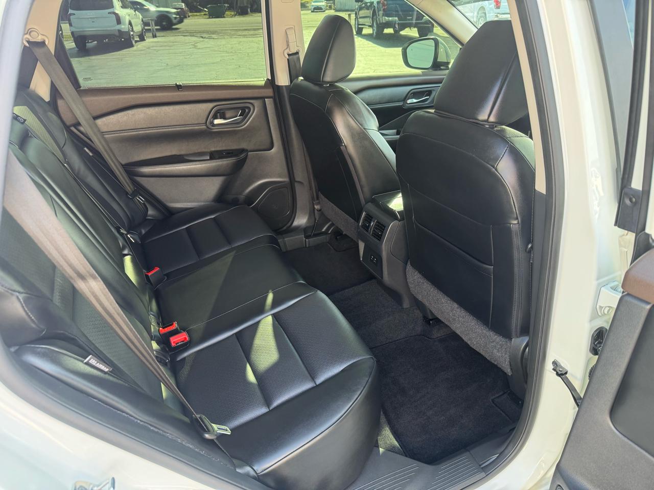 Nissan Rogue AWD SV *Ltd Avail* 2023