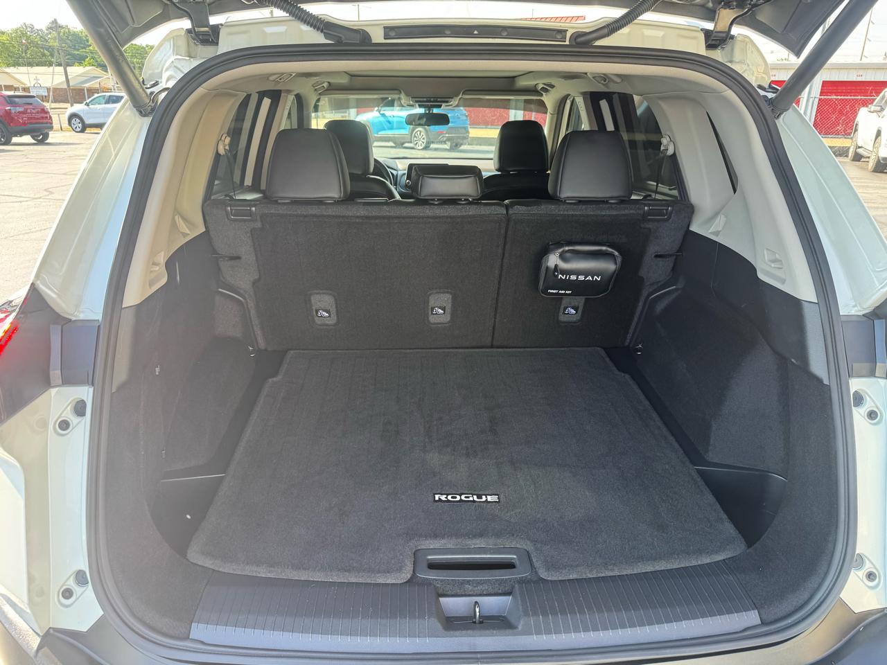 Nissan Rogue AWD SV *Ltd Avail* 2023