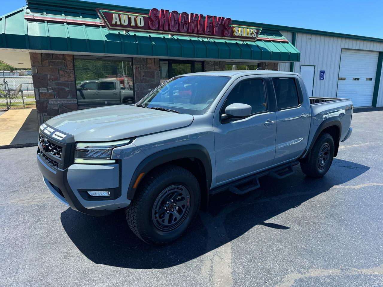 2025 Nissan Frontier Crew Cab 4x4 PRO-4X