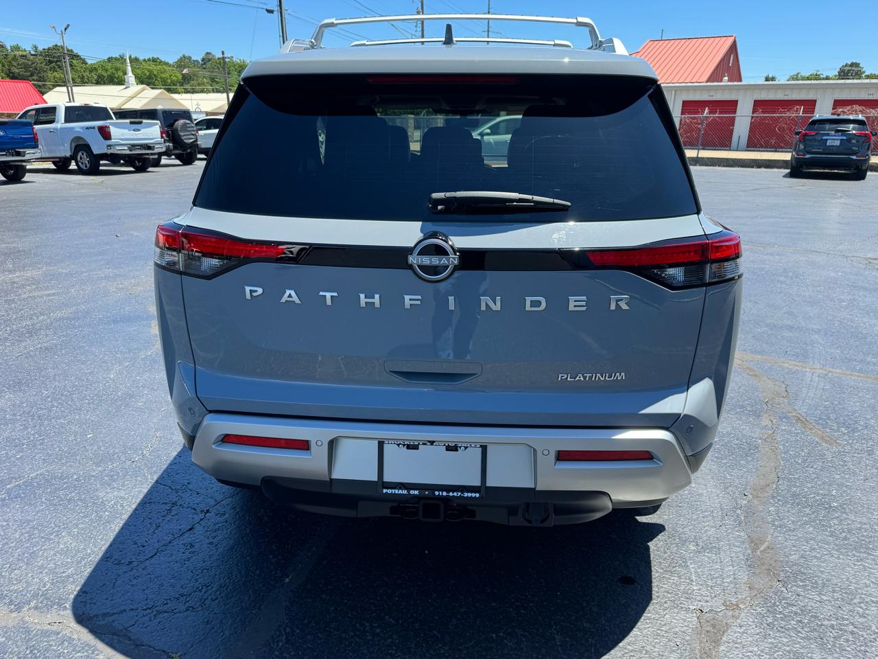 Nissan Pathfinder Platinum 2WD 2025