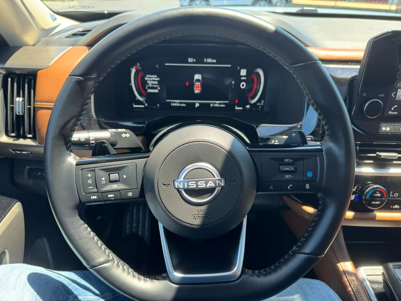 Nissan Pathfinder Platinum 2WD 2025