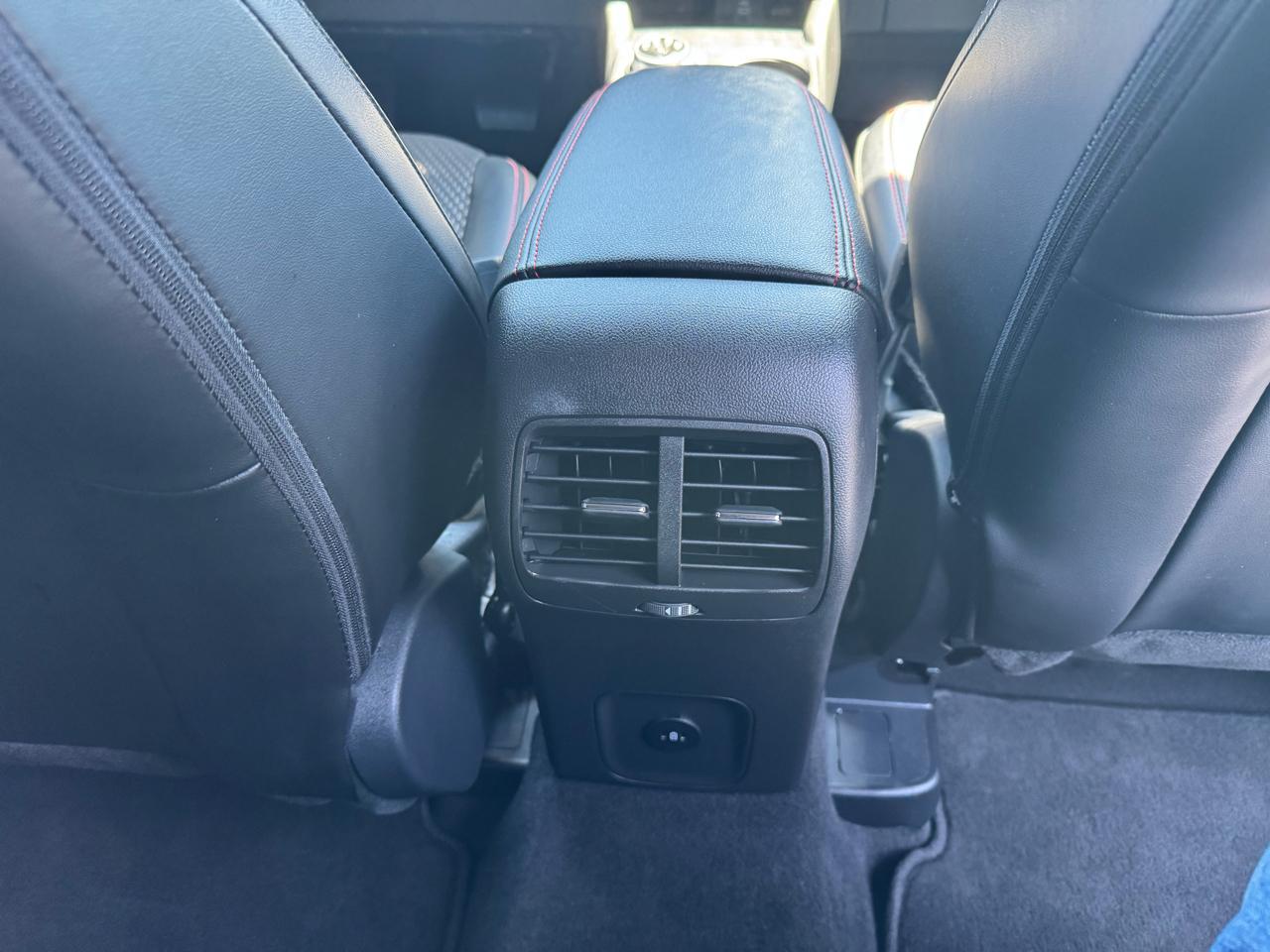 Ford Escape ST-Line FWD 2025