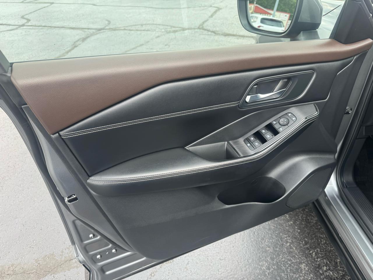 Nissan Rogue AWD SV 2023