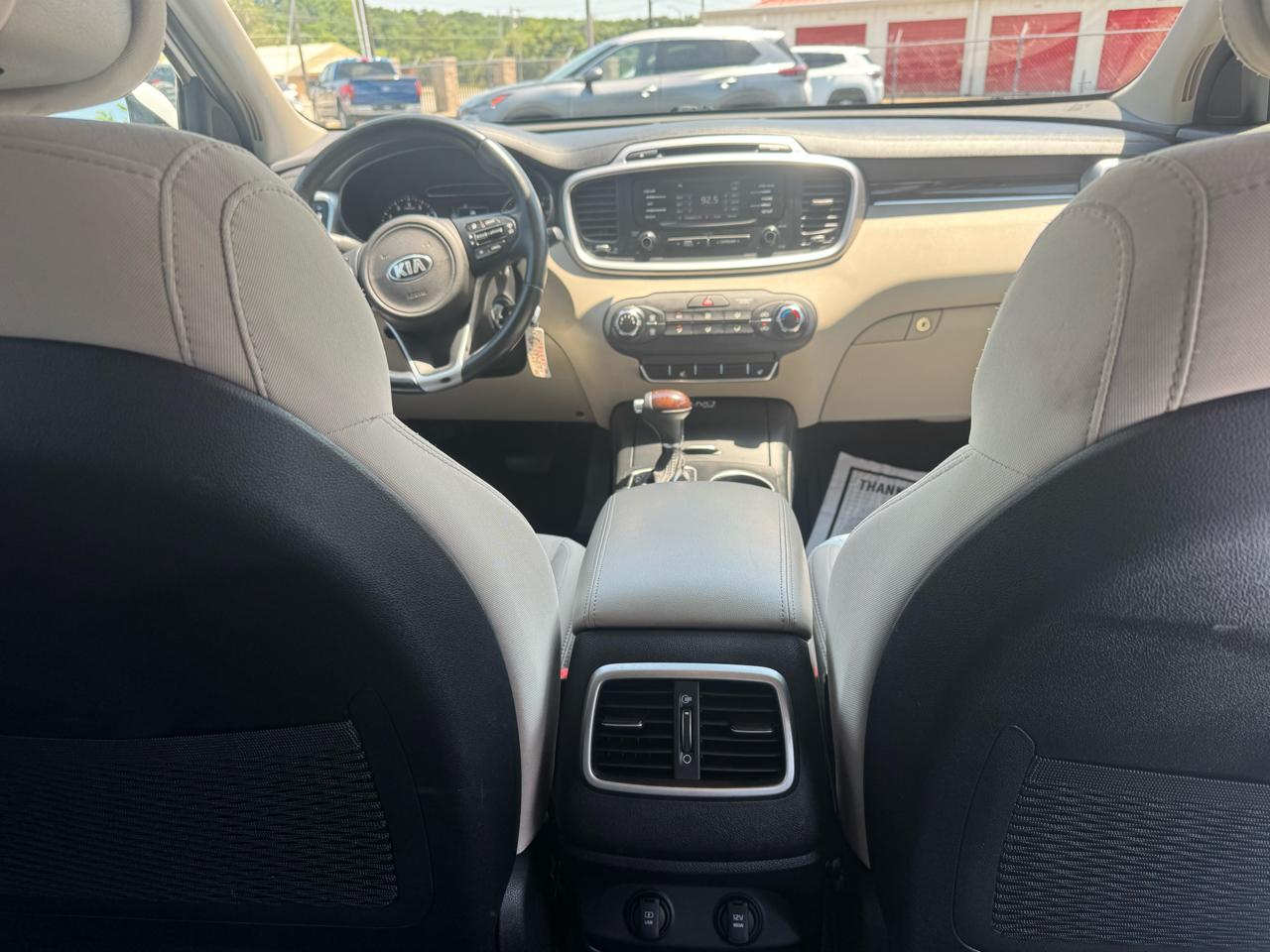Kia Sorento FWD 4dr 2.4L LX 2016