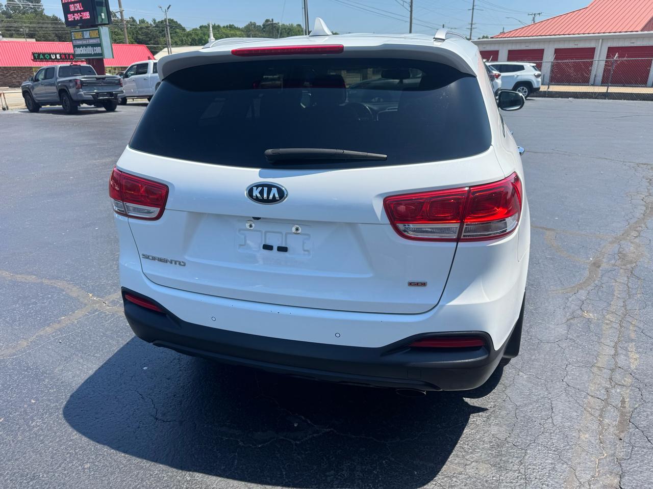 Kia Sorento FWD 4dr 2.4L LX 2016
