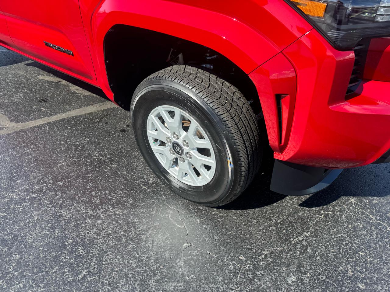 Toyota Tacoma 4WD SR5 Double Cab 6' Bed AT (Natl) 2025