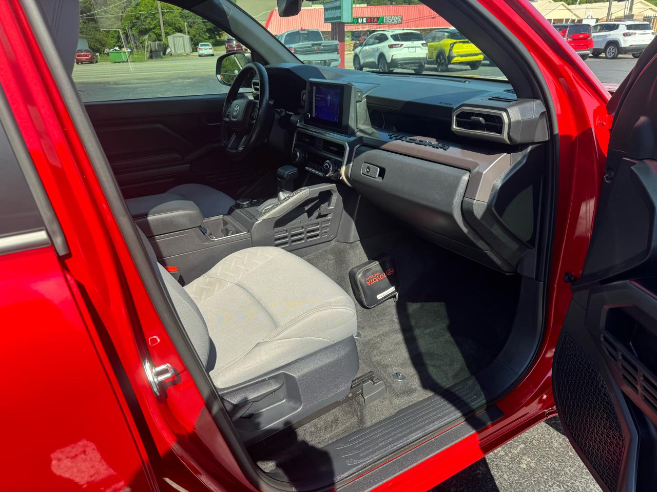 Toyota Tacoma 4WD SR5 Double Cab 6' Bed AT (Natl) 2025
