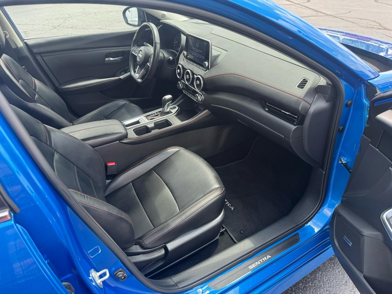 Nissan Sentra SR CVT 2025