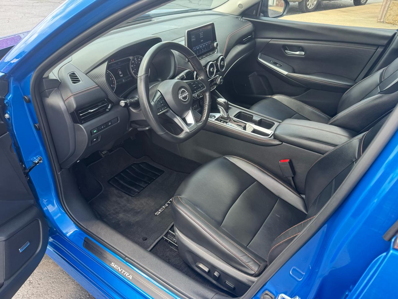 Nissan Sentra SR CVT 2025