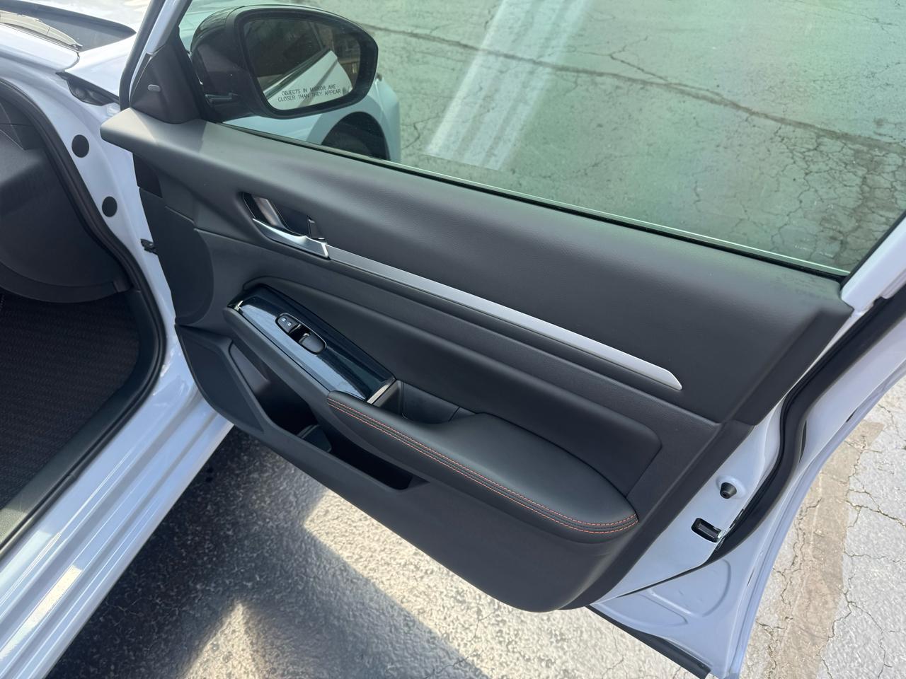 Nissan Altima SR FWD 2025