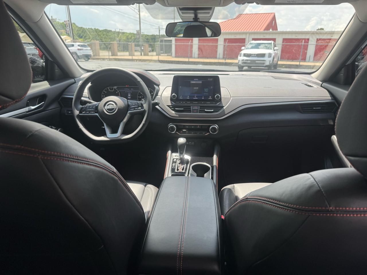Nissan Altima SR FWD 2025