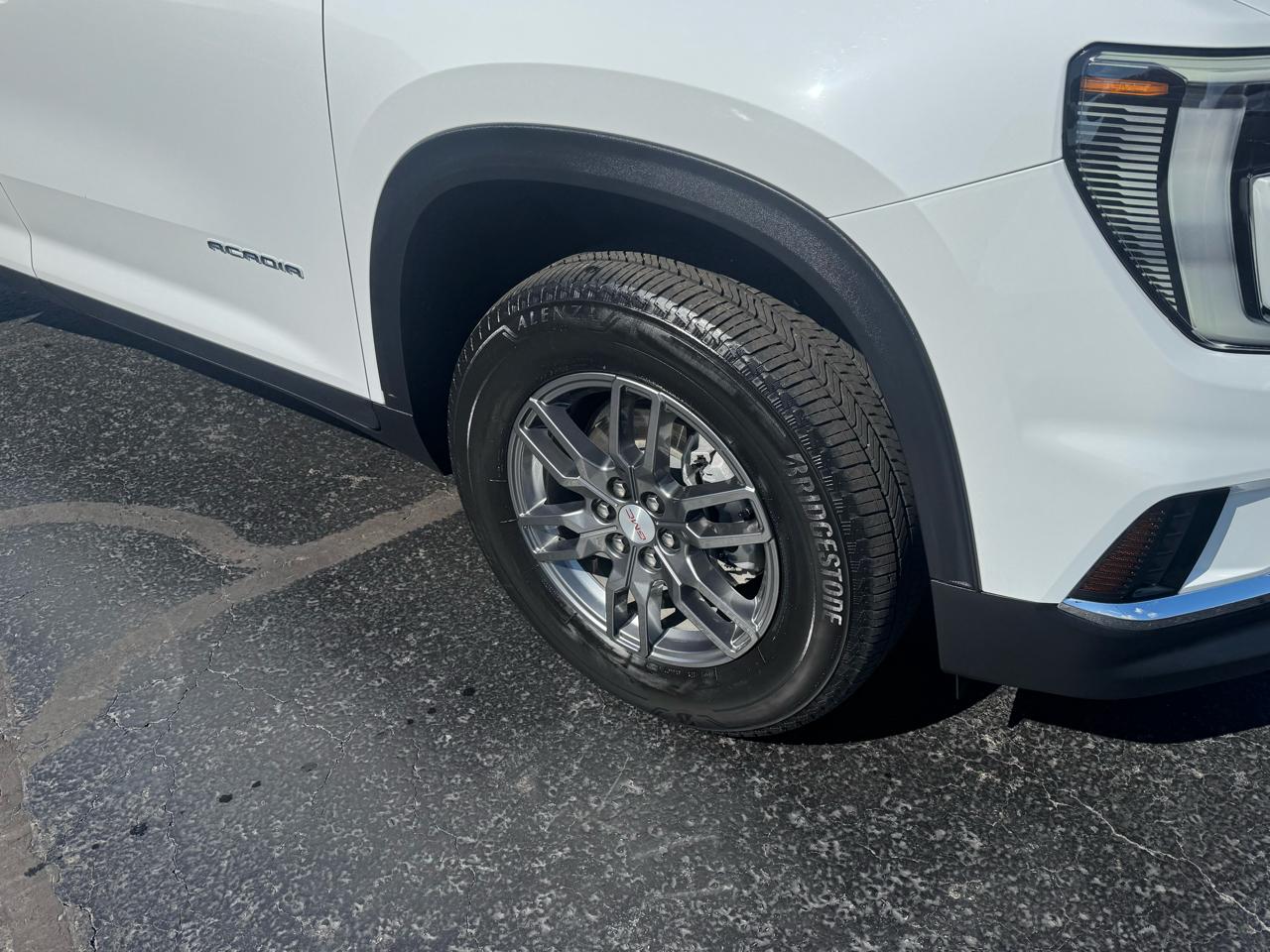 GMC Acadia FWD 4dr Elevation 2025