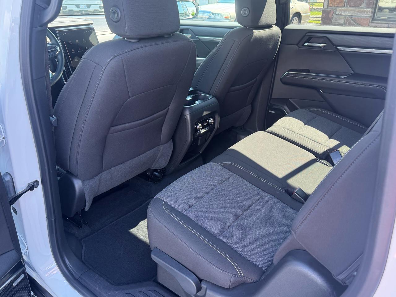GMC Acadia FWD 4dr Elevation 2025