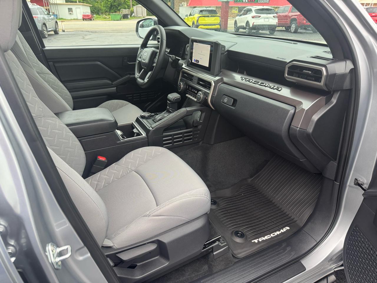 Toyota Tacoma 4WD SR5 Double Cab 5' Bed V6 AT (Natl) 2026